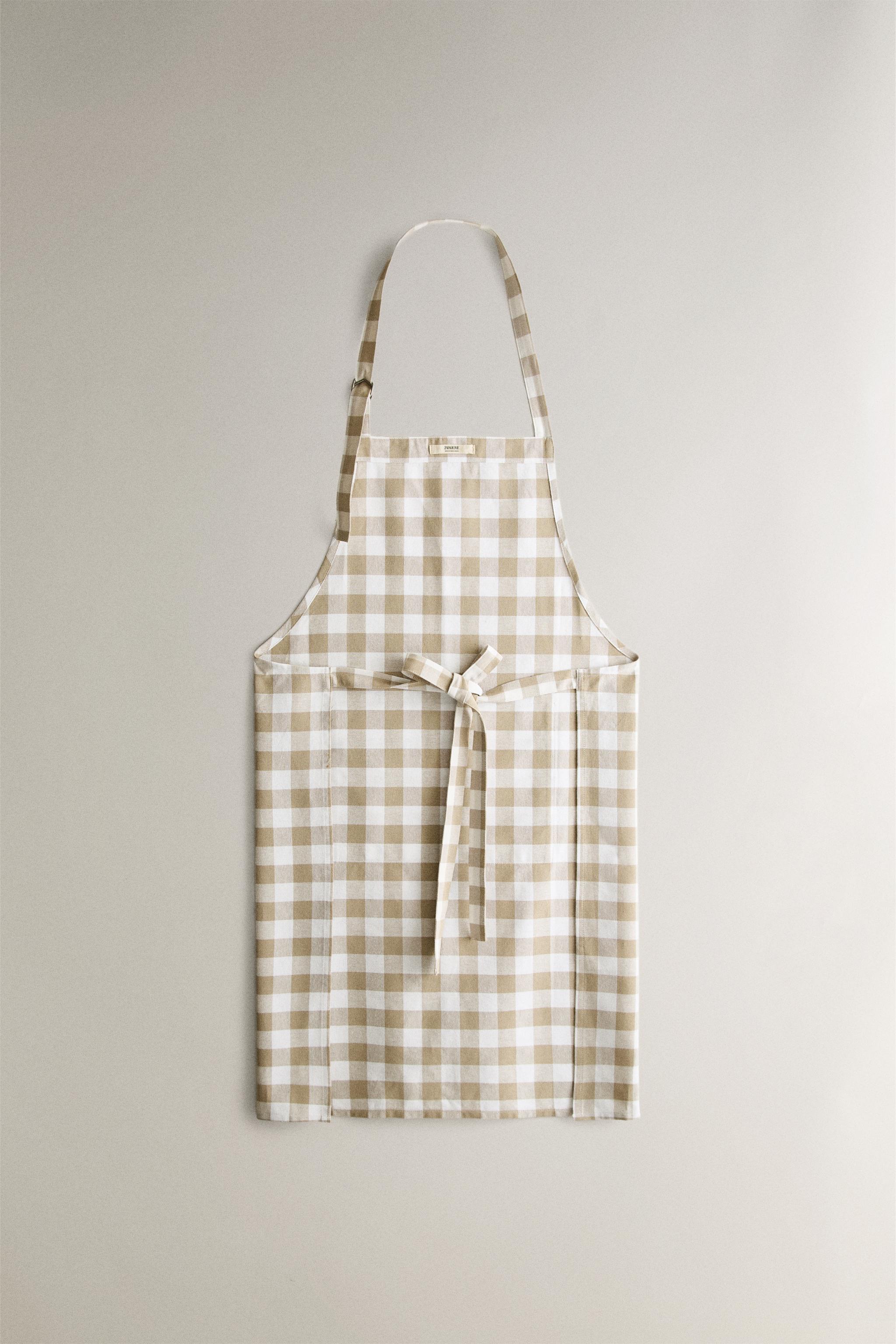 DYED THREAD APRON